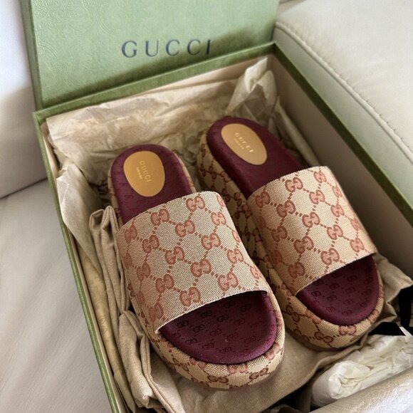 Gucci Beige and Burgundy Platform Slides - Picture 3 of 12